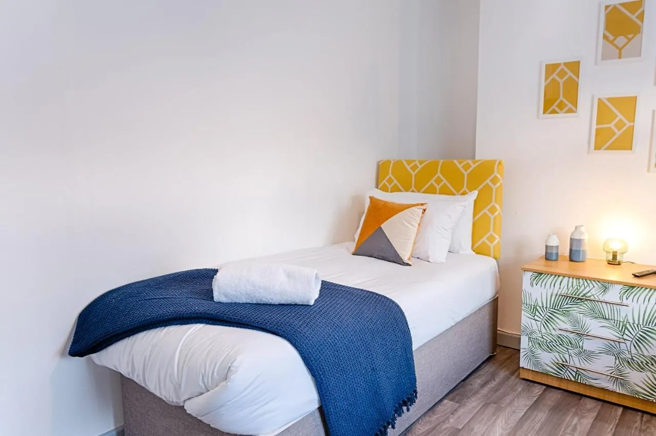 City Centre, Parking, Smart Tv'S In All Rooms United Kingdom